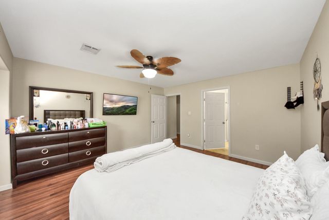 24267 W Oak Drive, Porter, TX 77365