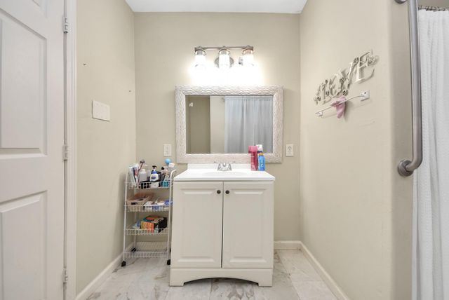 24267 W Oak Drive, Porter, TX 77365