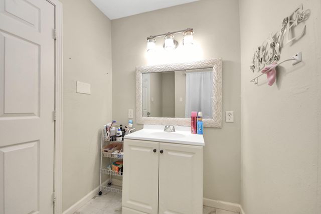 24267 W Oak Drive, Porter, TX 77365