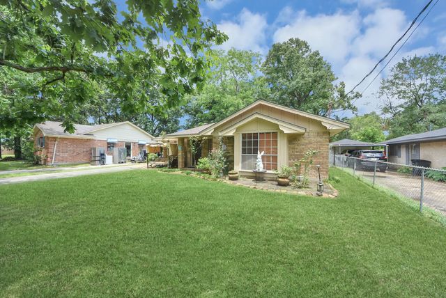 24267 W Oak Drive, Porter, TX 77365