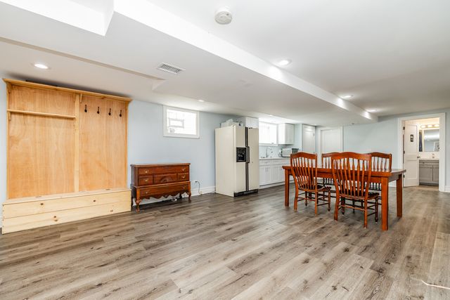 4653 N Kennicott Avenue, Chicago, IL 60630