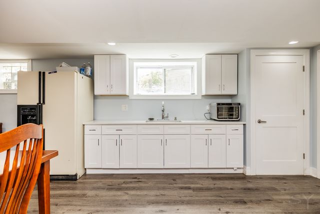4653 N Kennicott Avenue, Chicago, IL 60630
