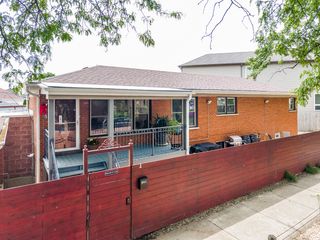 4653 N Kennicott Avenue, Chicago, IL 60630