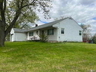 3300 W Stein Road, La Salle Twp, MI 48145