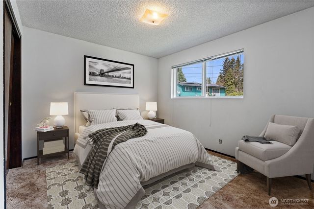 22508 W 51 st Ave, Mountlake Terrace, WA 98043