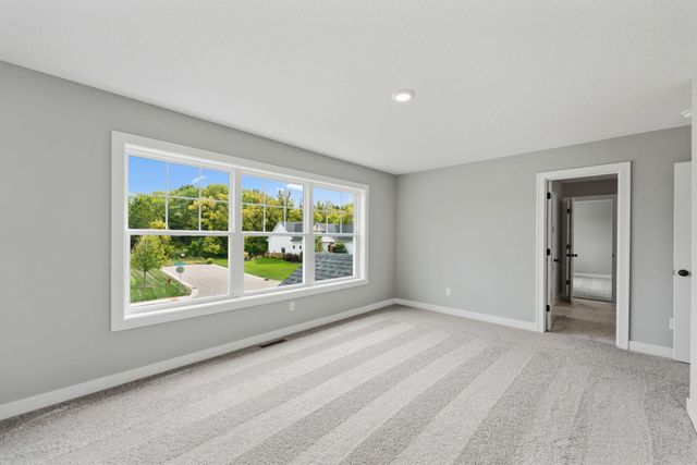 19799 Henning Avenue, Lakeville, MN 55044