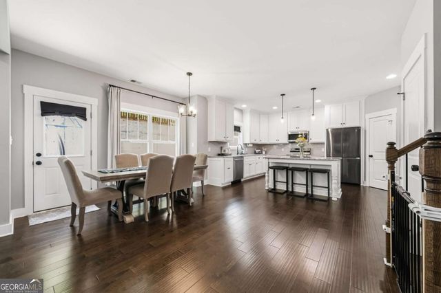 60 NE Grand Georgian Court NE, Cartersville, GA 30121