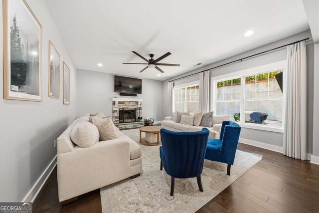 60 NE Grand Georgian Court NE, Cartersville, GA 30121