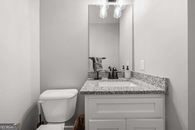 60 NE Grand Georgian Court NE, Cartersville, GA 30121