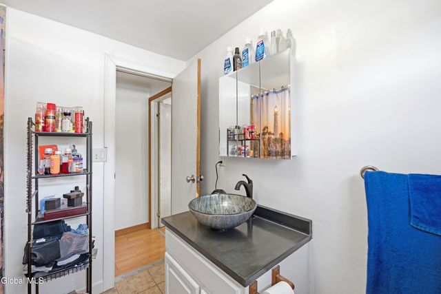 191 Redmond Road, Moreau, NY 12831