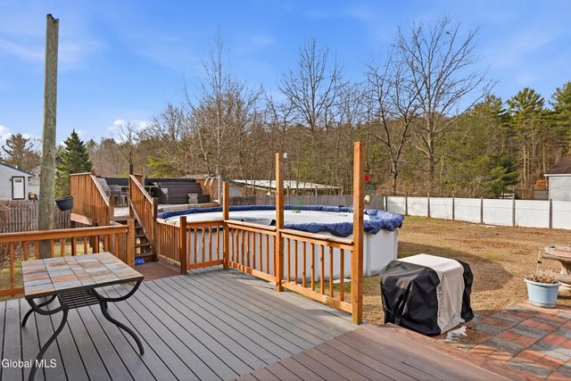 191 Redmond Road, Moreau, NY 12831