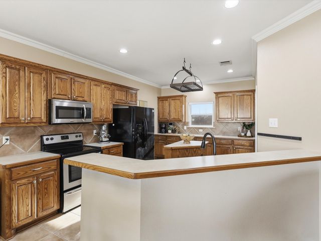 117 Dustin Drive, Fate, TX 75189