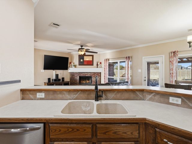 117 Dustin Drive, Fate, TX 75189