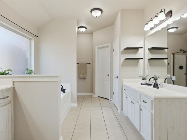 117 Dustin Drive, Fate, TX 75189