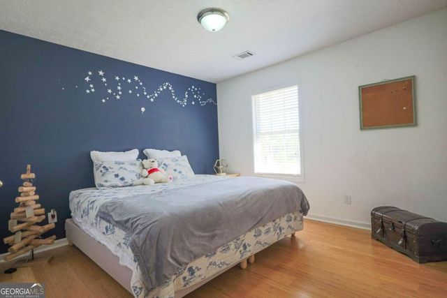 822 Madison View Lane, Lawrenceville, GA 30045