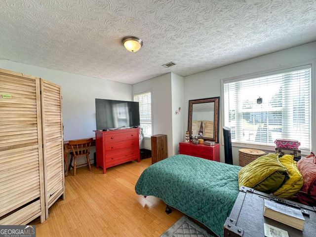 822 Madison View Lane, Lawrenceville, GA 30045