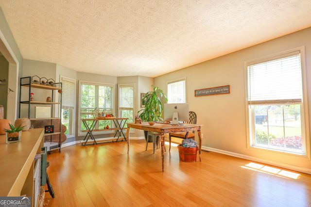 822 Madison View Lane, Lawrenceville, GA 30045