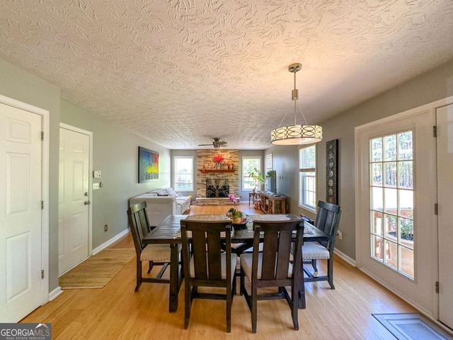 822 Madison View Lane, Lawrenceville, GA 30045