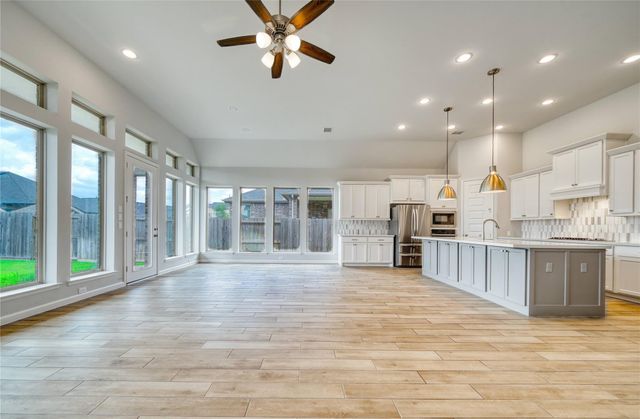 6015 Painted Plains Lane, Fulshear, TX 77441