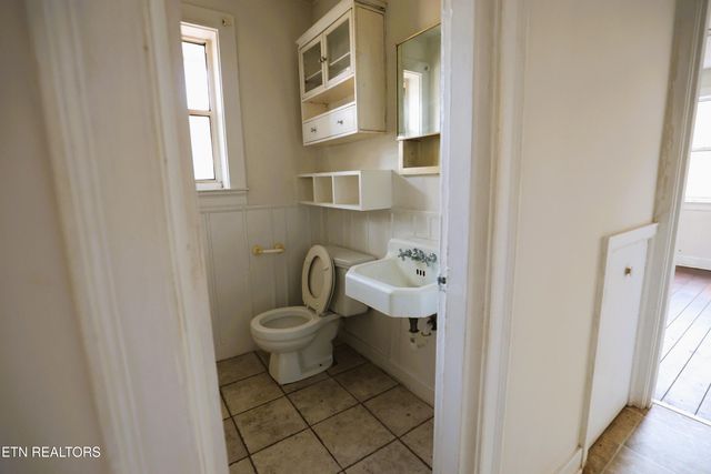 2353 Quiet Side Lane, Knoxville, TN 37920