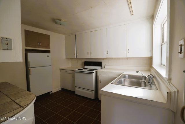 2353 Quiet Side Lane, Knoxville, TN 37920