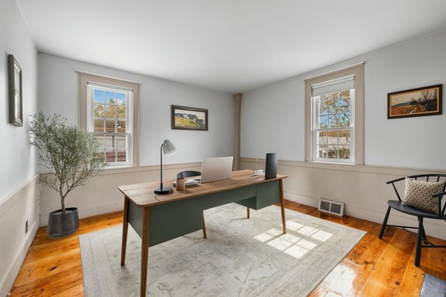 27 Old State Road, Epping, NH 03042