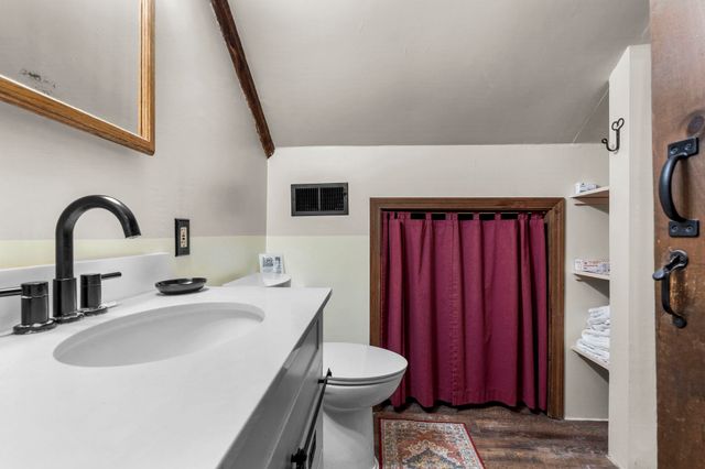 27 Old State Road, Epping, NH 03042