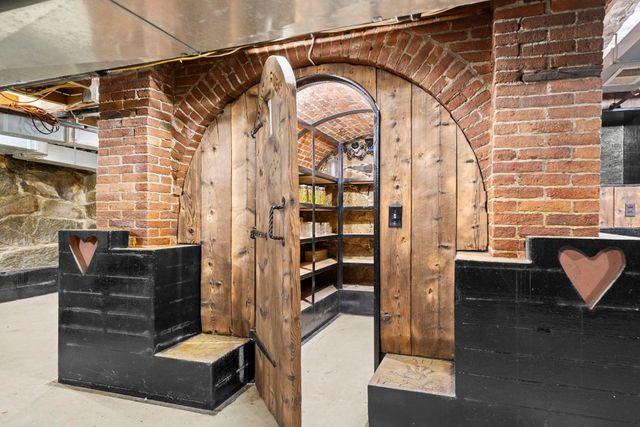 27 Old State Road, Epping, NH 03042