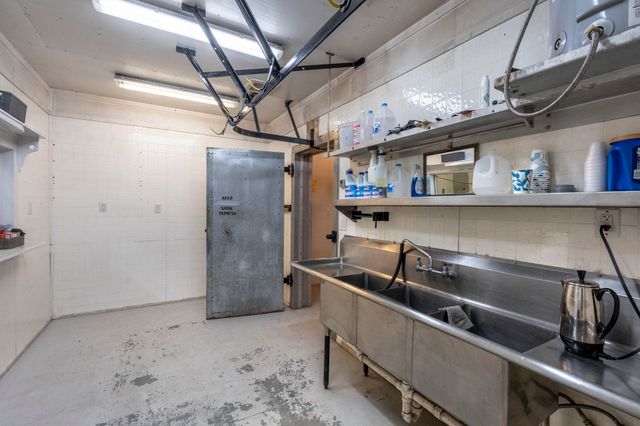 27 Old State Road, Epping, NH 03042