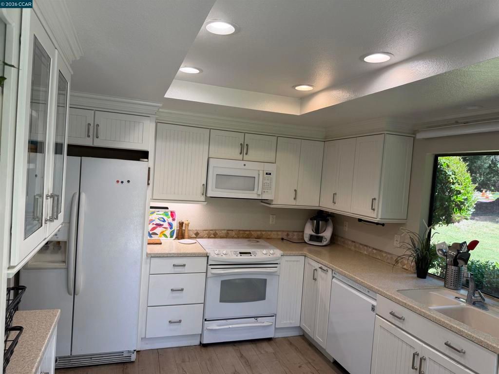 Image 19 of property listing at 2017 W Rancho Verde Cir, Danville, CA 94526