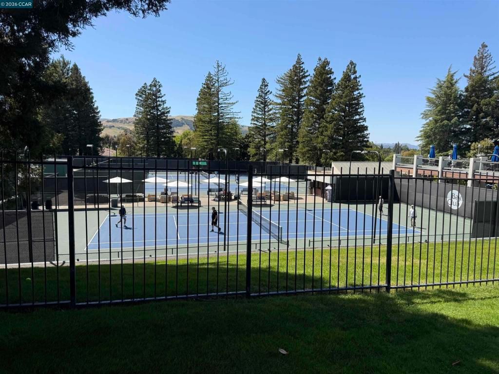 Image 72 of property listing at 2017 W Rancho Verde Cir, Danville, CA 94526