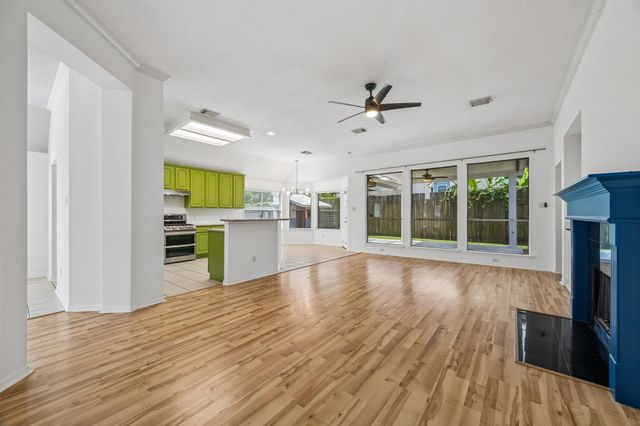 1929 Florida Drive, Seabrook, TX 77586