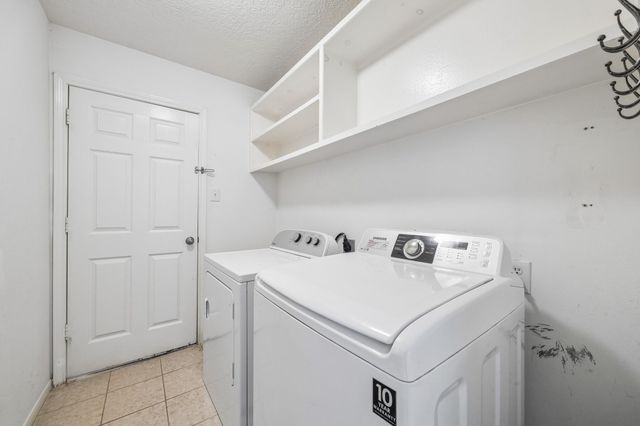 1929 Florida Drive, Seabrook, TX 77586