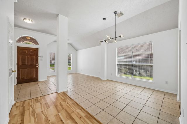 1929 Florida Drive, Seabrook, TX 77586