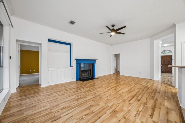 1929 Florida Drive, Seabrook, TX 77586