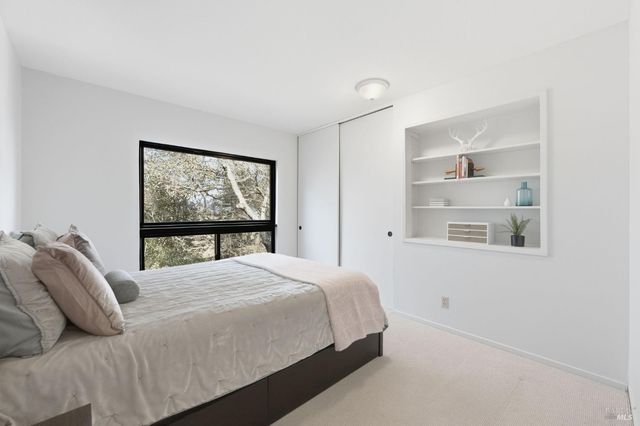 194 Maestro Rd, Novato, CA 94947