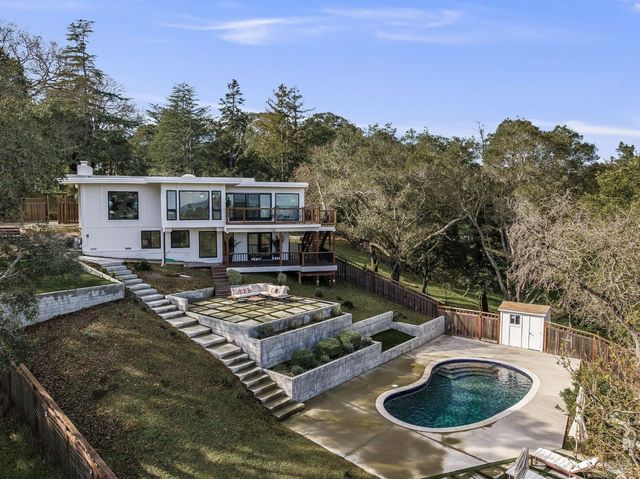 194 Maestro Rd, Novato, CA 94947