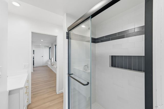 194 Maestro Rd, Novato, CA 94947