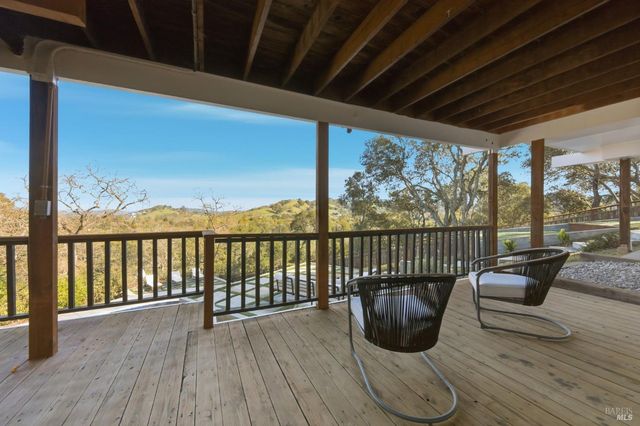 194 Maestro Rd, Novato, CA 94947