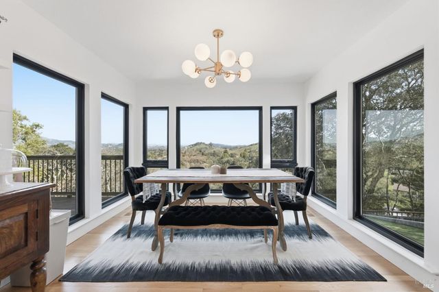 194 Maestro Rd, Novato, CA 94947