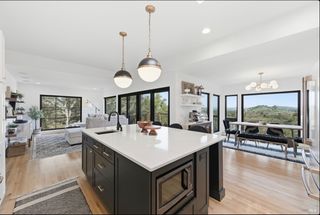 194 Maestro Rd, Novato, CA 94947