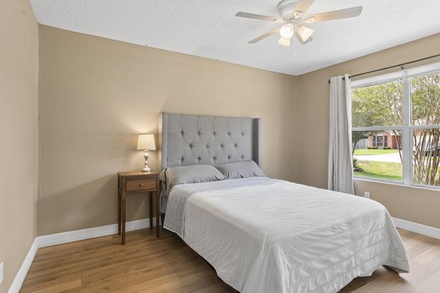 8205 Arrowhead Lane, Houston, TX 77075