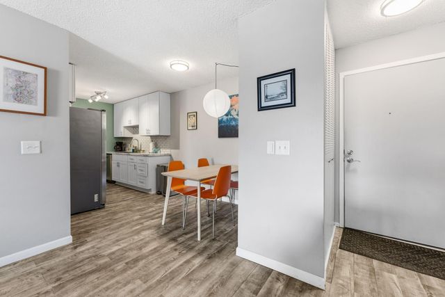 2610 Garfield Avenue 310, Minneapolis, MN 55408