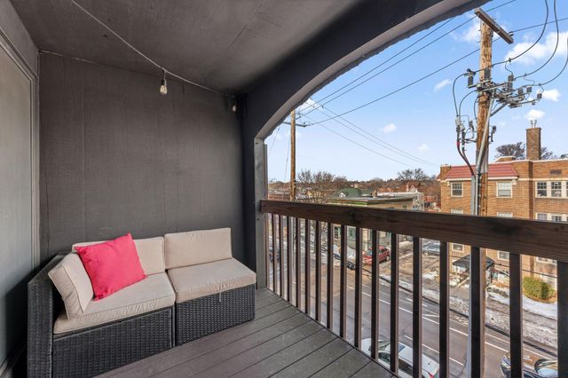 2610 Garfield Avenue 310, Minneapolis, MN 55408