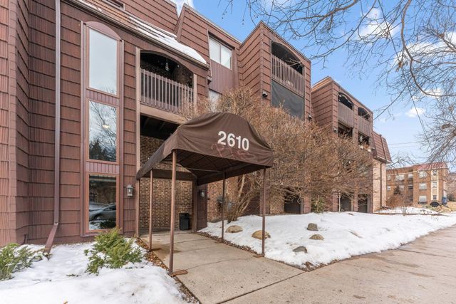 2610 Garfield Avenue 310, Minneapolis, MN 55408
