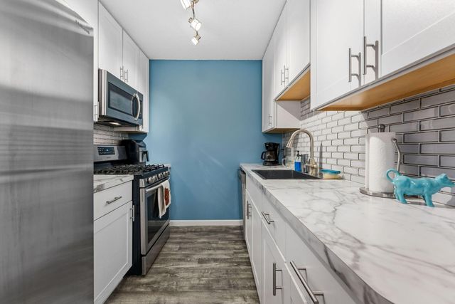 2610 Garfield Avenue 310, Minneapolis, MN 55408