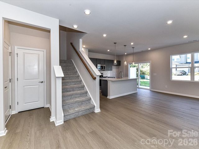 3041 Hutton Gardens Lane, Charlotte, NC 28269