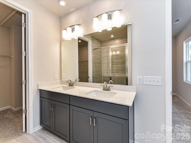 3041 Hutton Gardens Lane, Charlotte, NC 28269