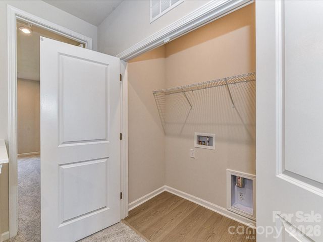 3041 Hutton Gardens Lane, Charlotte, NC 28269