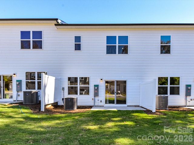 3041 Hutton Gardens Lane, Charlotte, NC 28269
